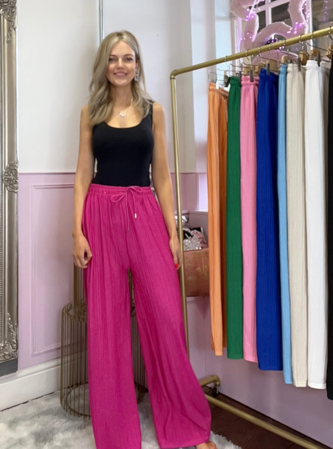 Carrie Lightweight Trousers > Hot Pink
