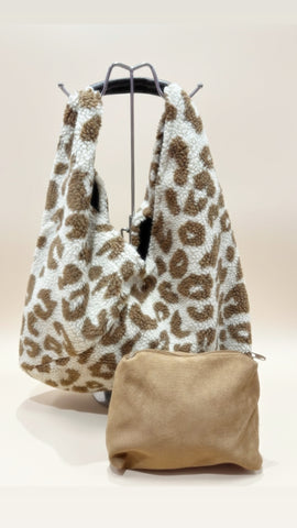 Leopard Print Textured Shoulder Bag