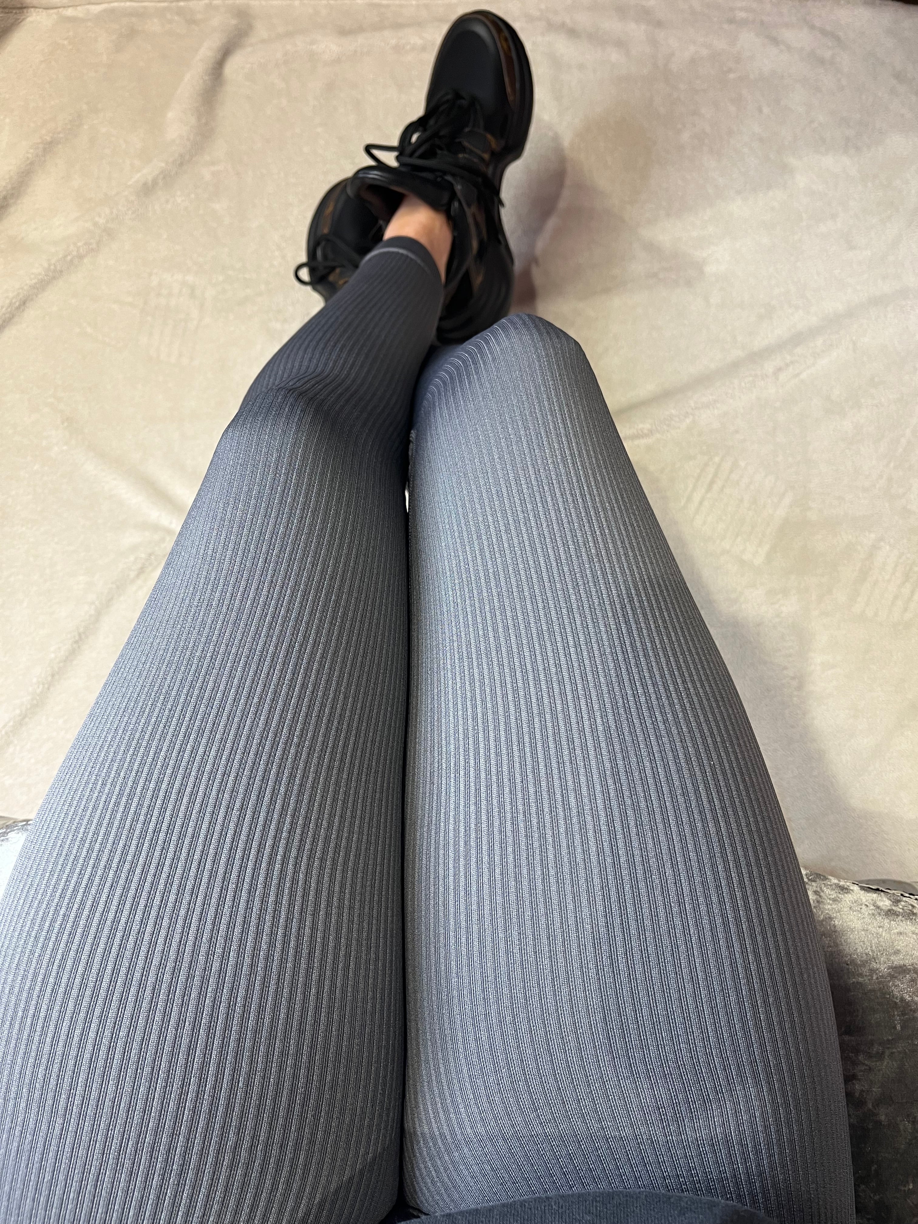 Seamless High Waisted Leggings  > Slate Grey