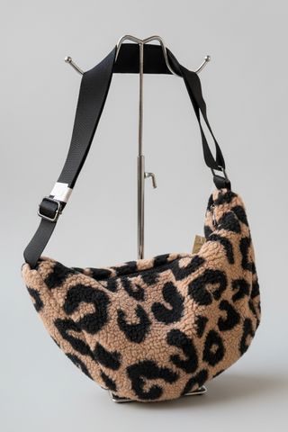 Leopard Print Textured Sling Bag > Black