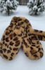 Faux Fur Mittens > Leopard Print