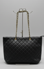 Quilted Shoulder Bag > Black
