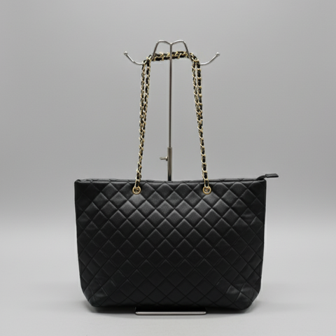 Quilted Shoulder Bag > Black