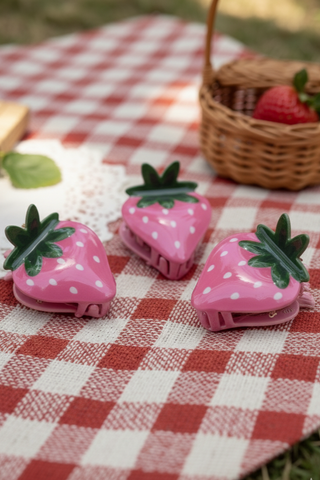 Sweet As A Berry Hair clip