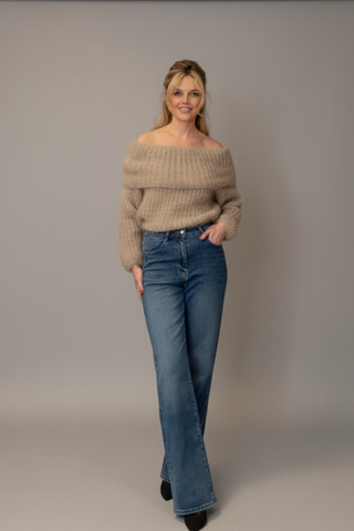 Chunky Knit Jumper > Beige