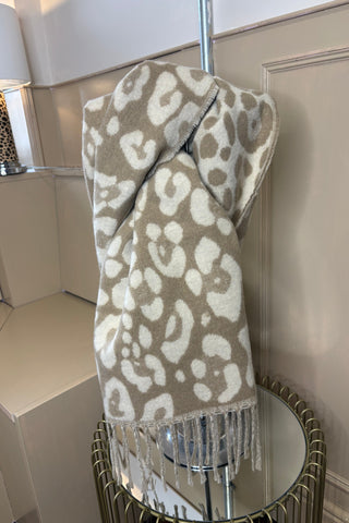 Leopard Print Scarf / Cream