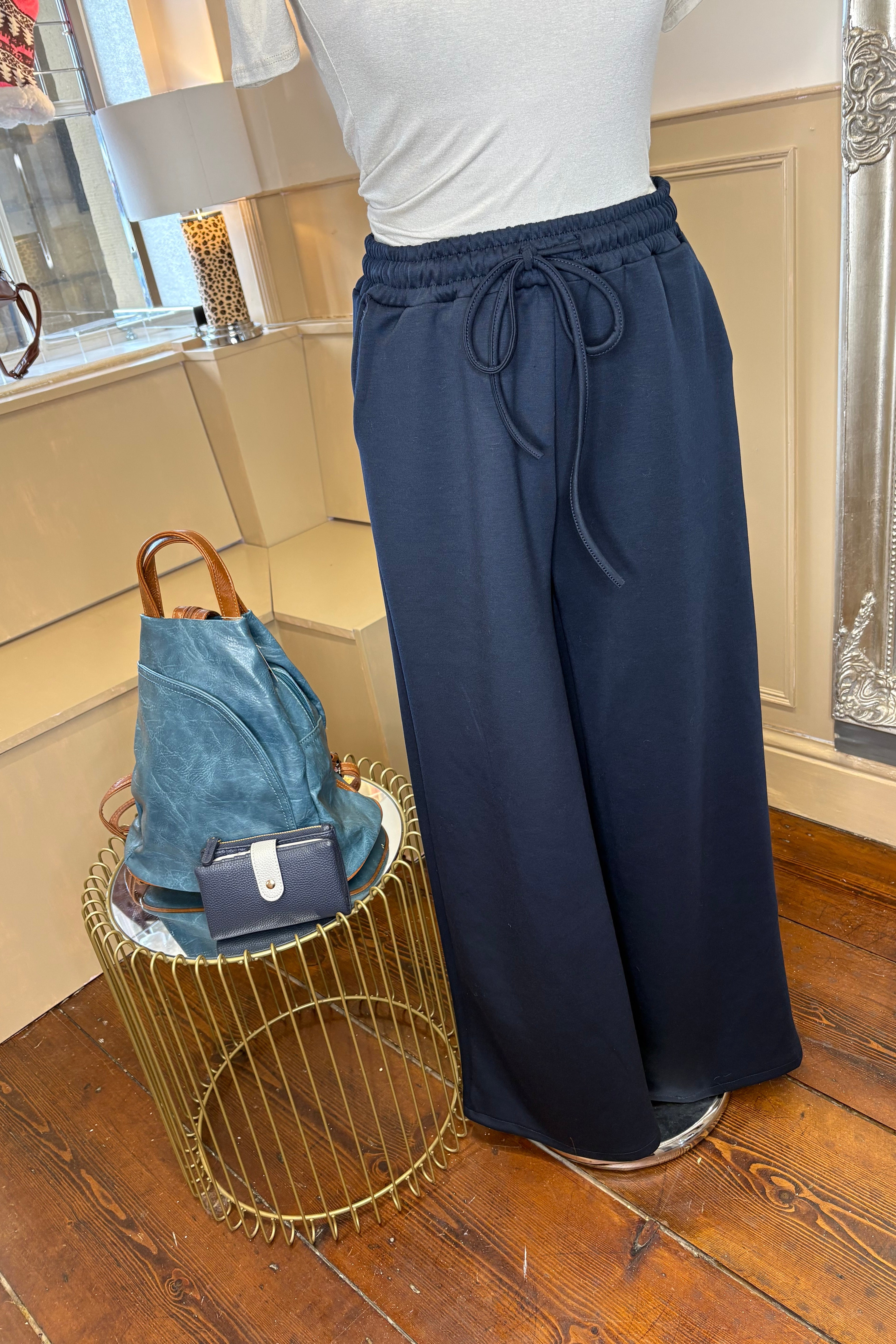 Wide Leg Jogger / Navy