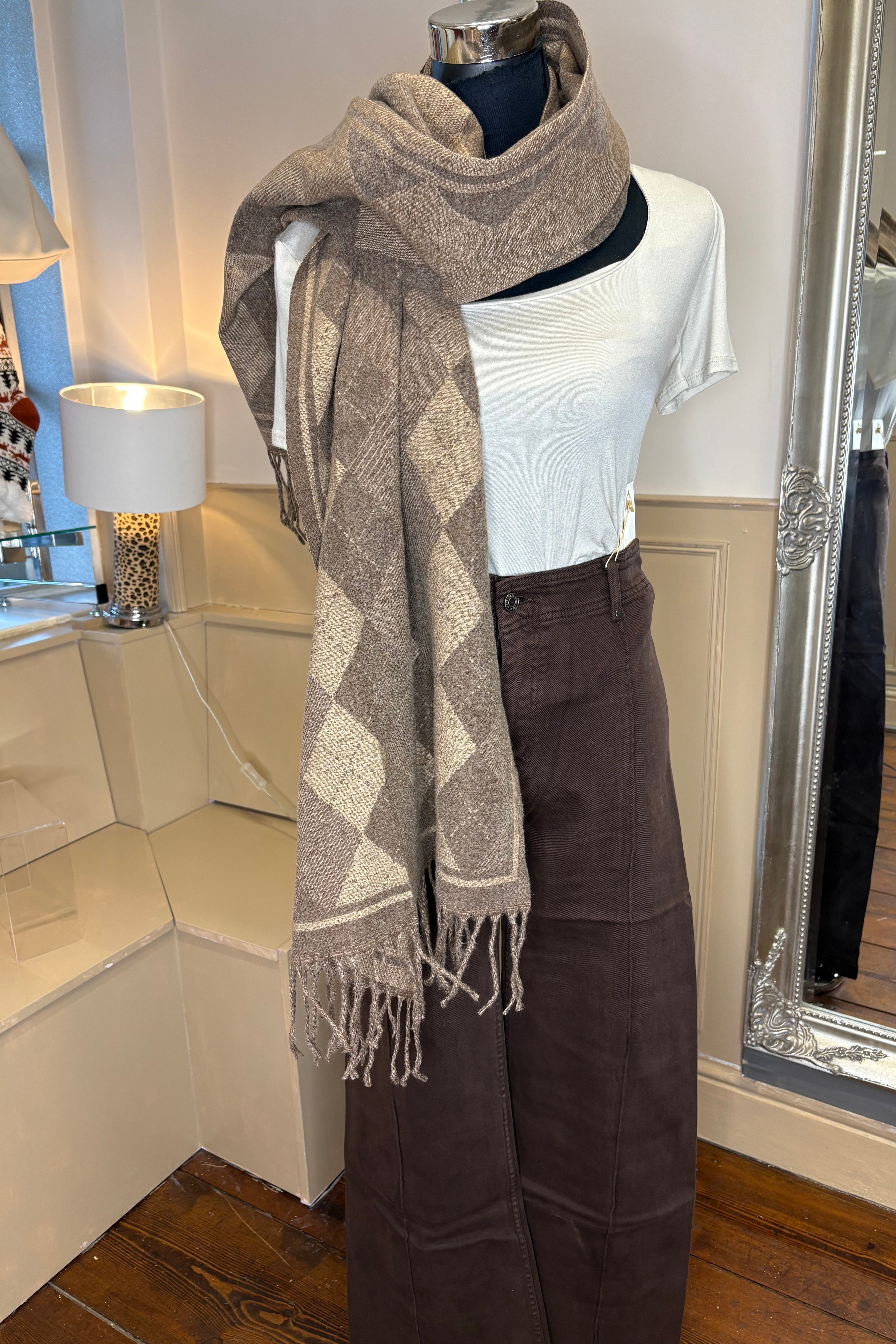 Diamond Checked Winter Scarf / Oatmeal