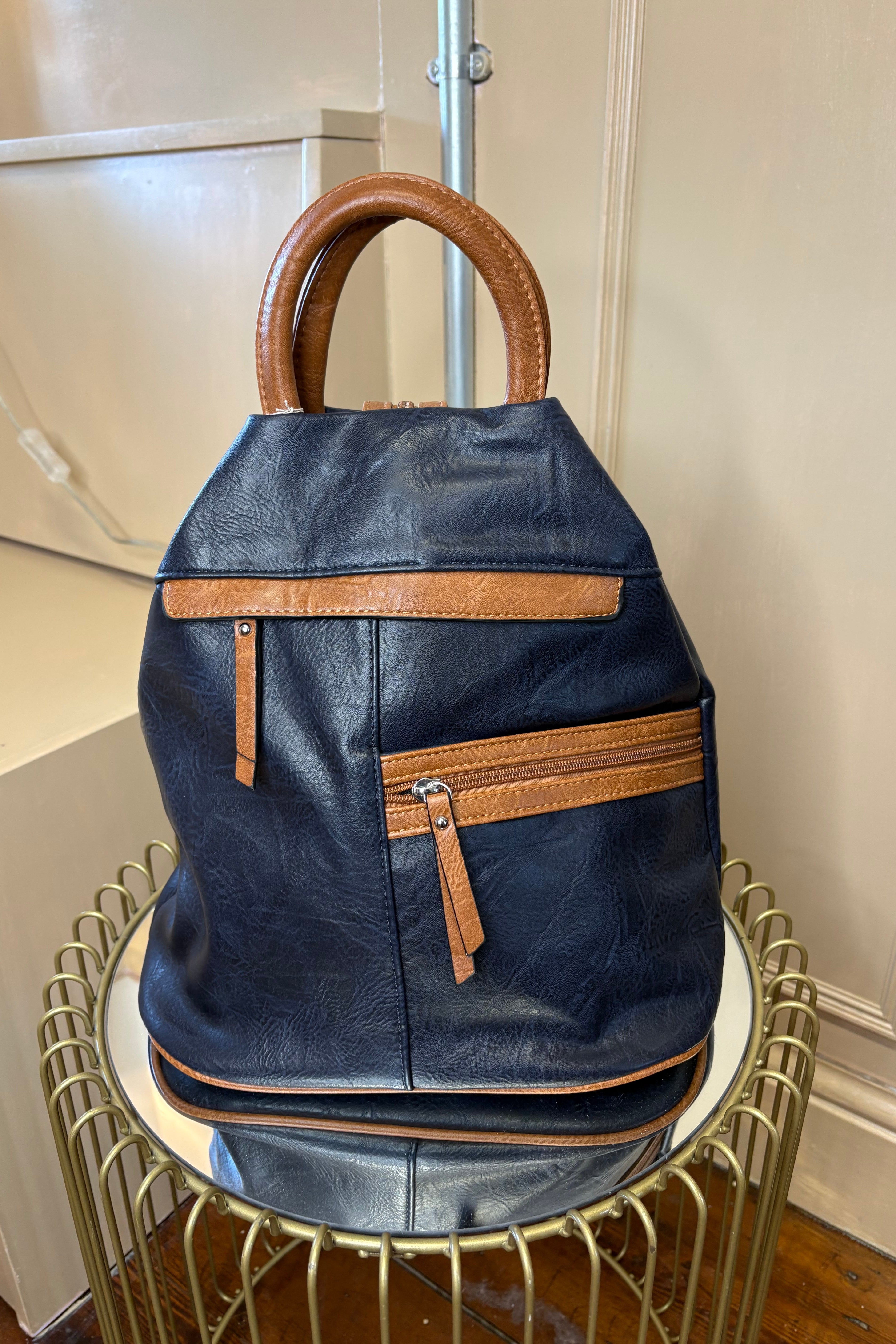 Contrasting Backpack / Navy