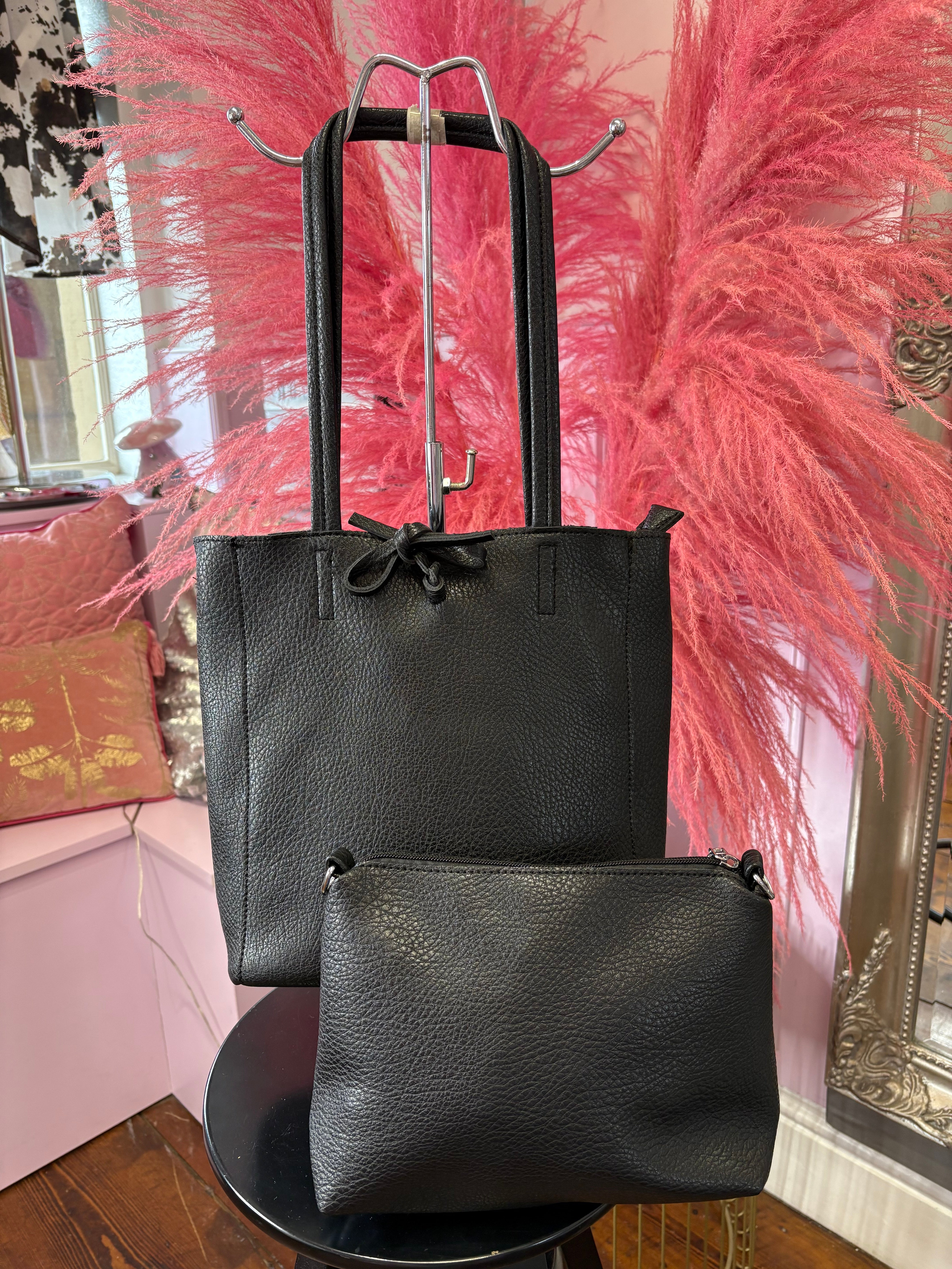 Bag In A Bag  > Black