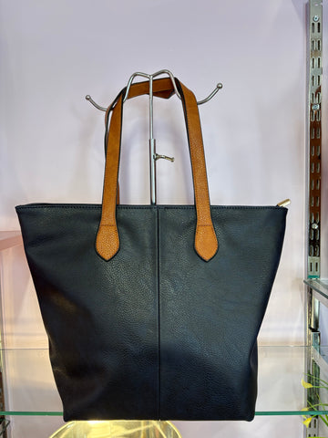 The Basic Shoulder Bag > Navy