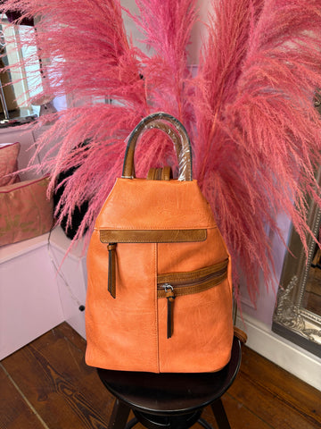 Triangular Backpack > Orange