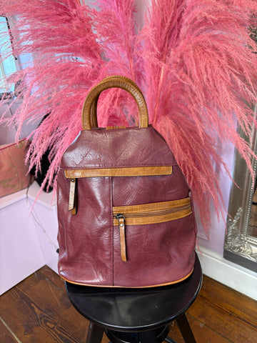 Triangular Backpack > Burgundy