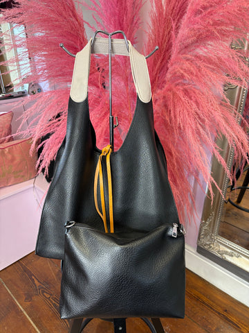 Shoulder Bag In A Bag