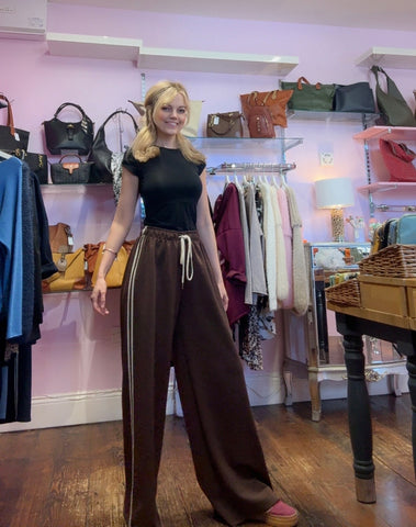 Two Stripe Wide Leg Joggers > Chocolate