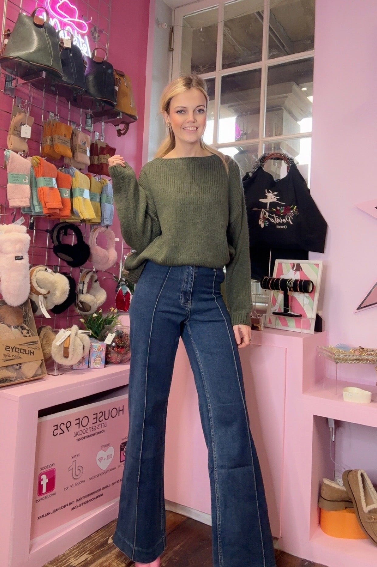 Basic Knit Jumper > Khaki