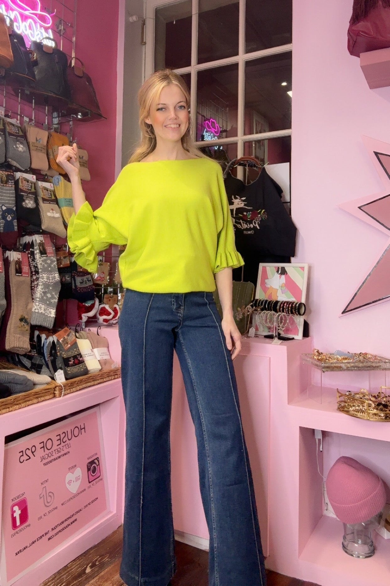 Ruffle Sleeved Soft Knit Jumper > Lime