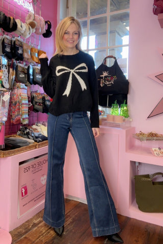 Bow Knit Jumper > Black