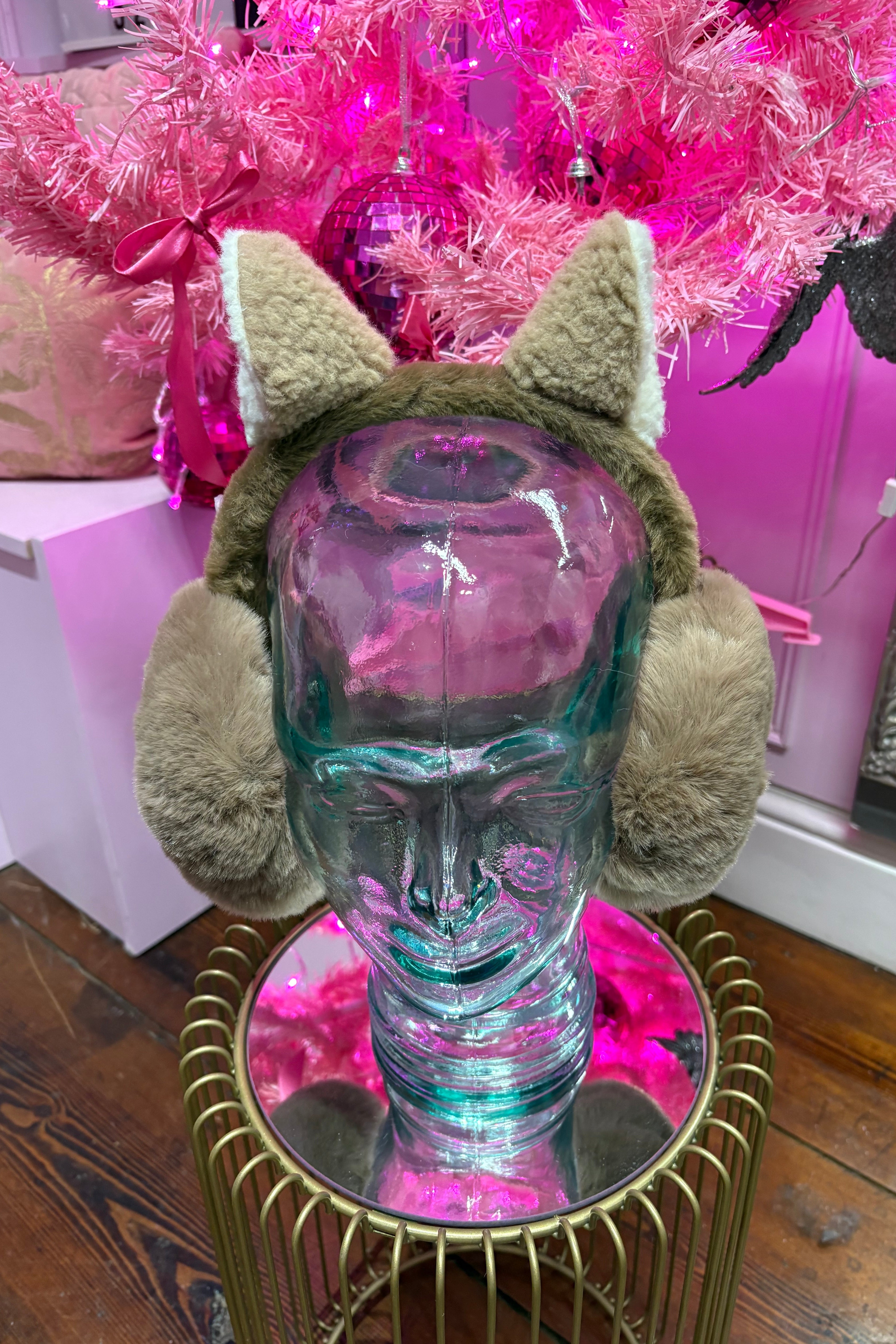 Hoppy Earmuffs > Tan