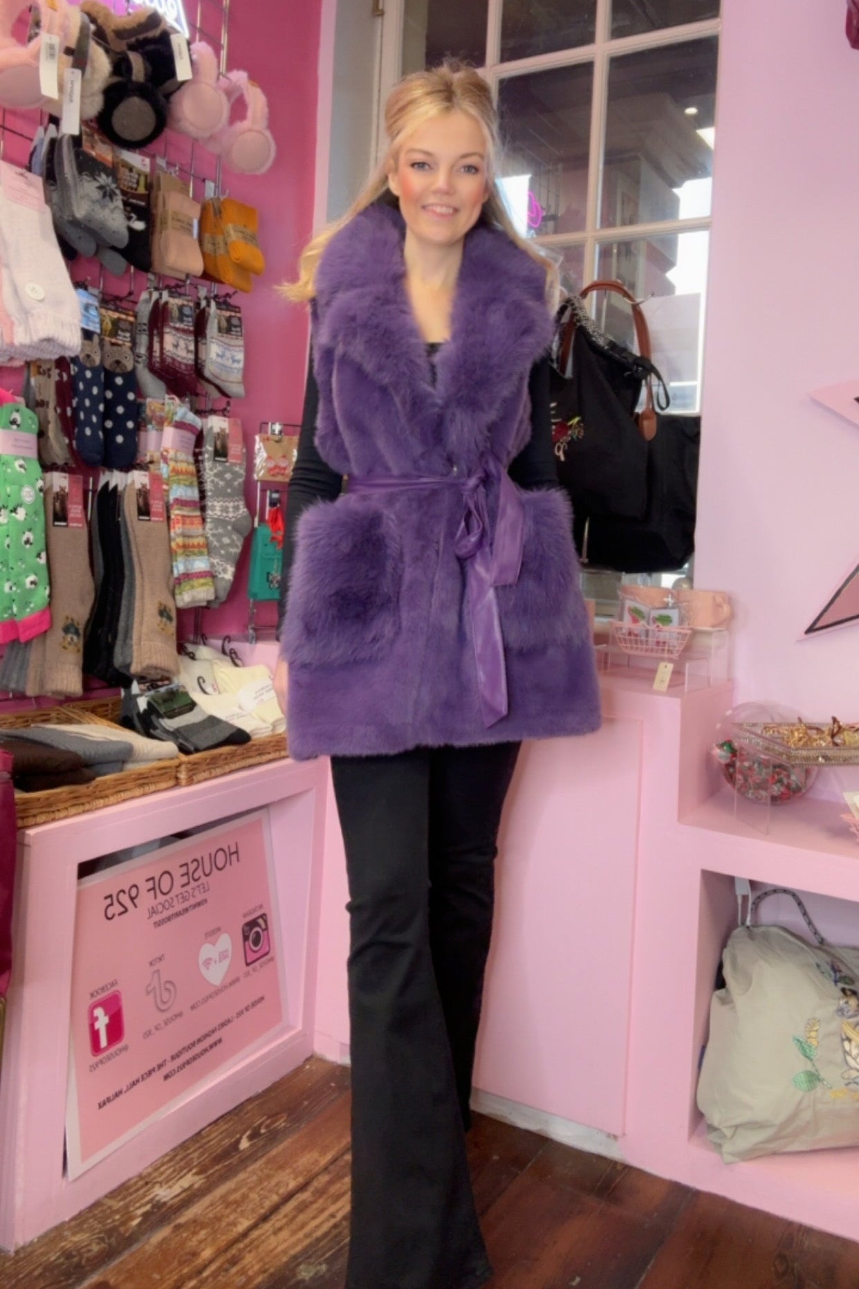 Bright  Bold Gilet > Purple