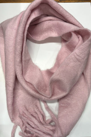 Winter Warmer Scarf > Dusky Pink