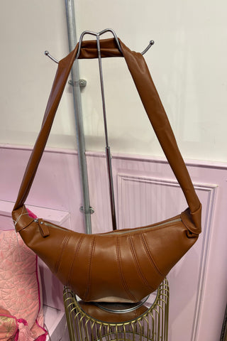 The Croissant Sling Bag / Tan