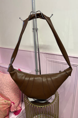 The Croissant Sling Bag / Chocolate  Brown