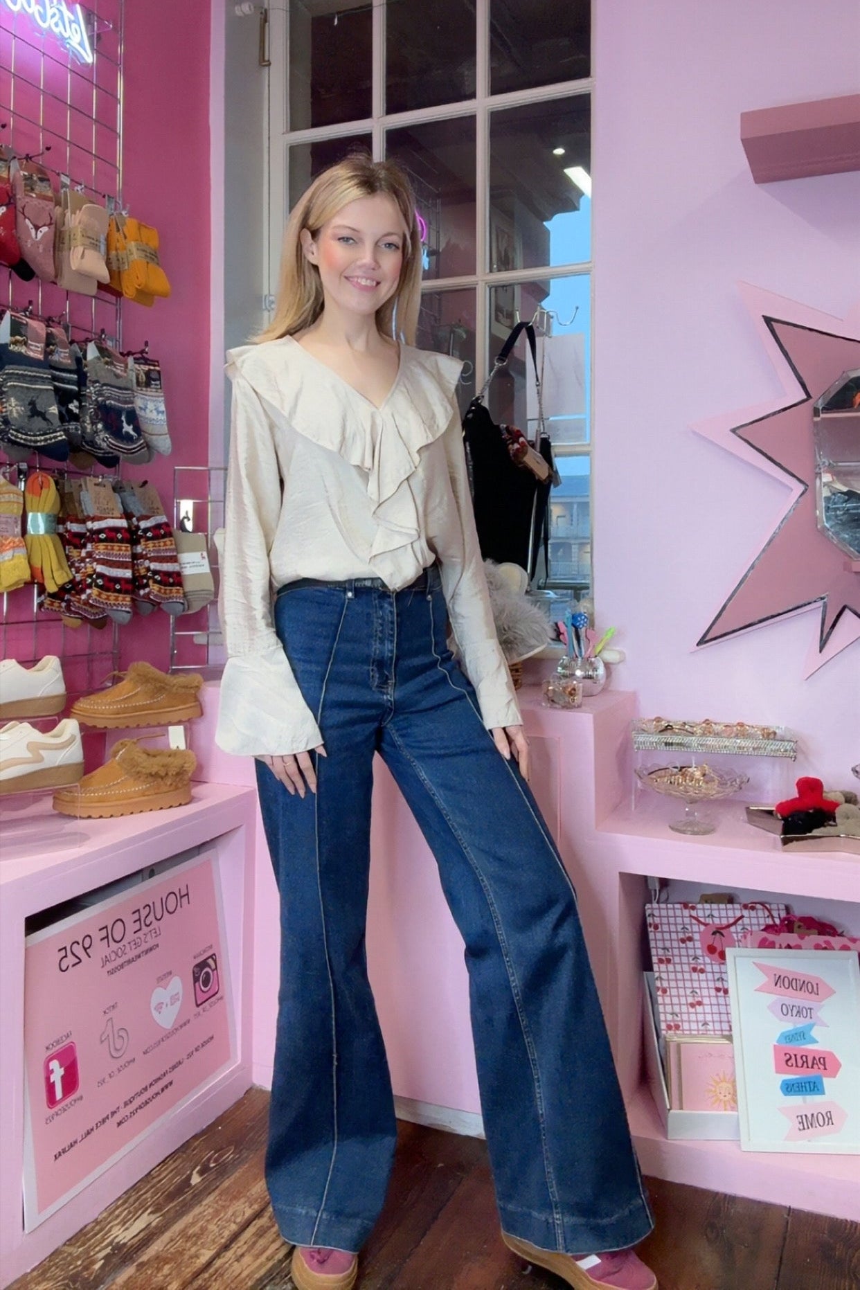 Ruffle and Flared Blouse > Beige