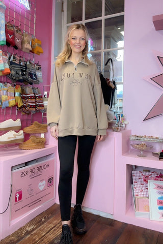 Quarter Zip New York Top / Beige