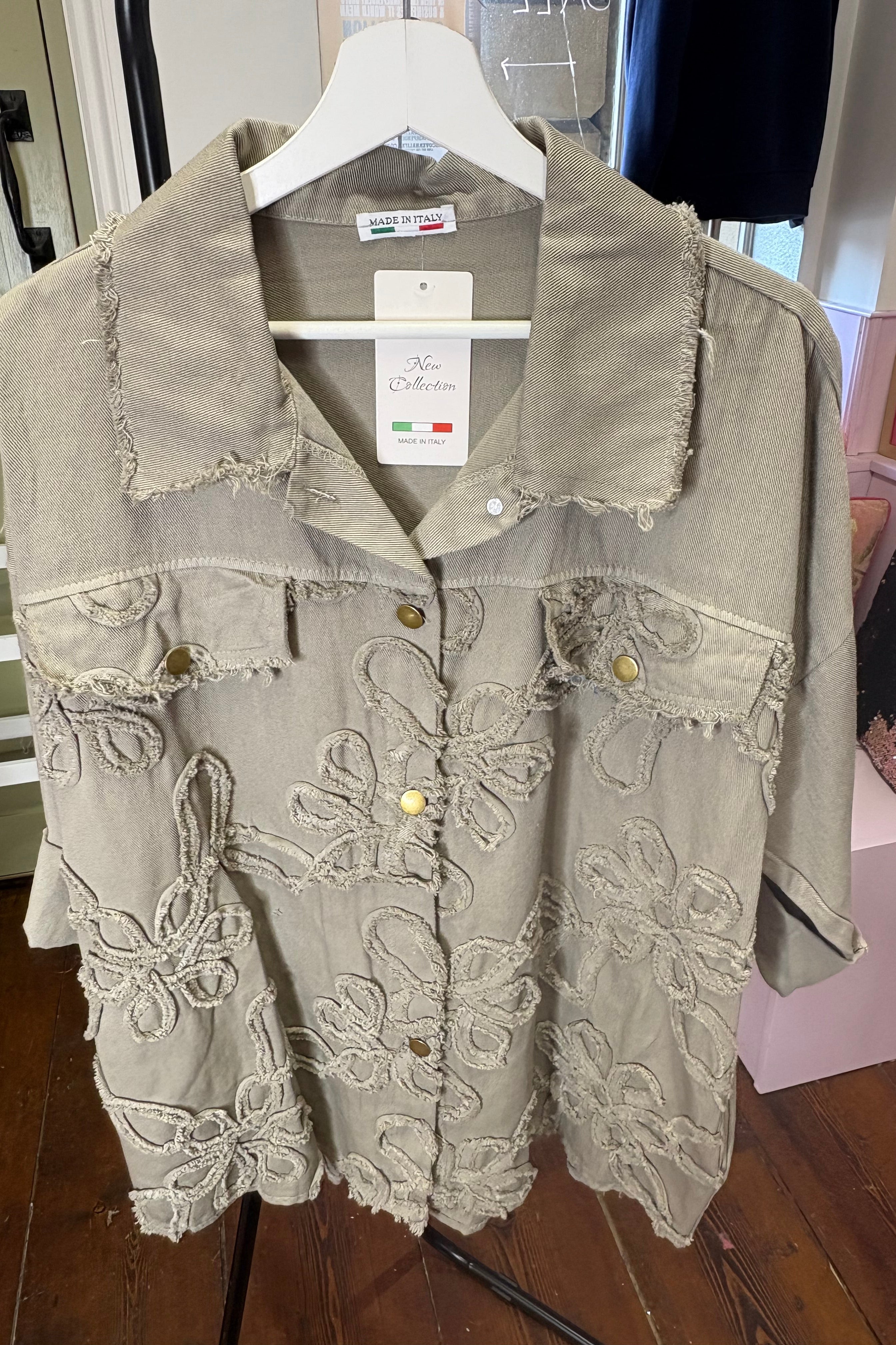 Embroidered Meadow Jacket > Stone