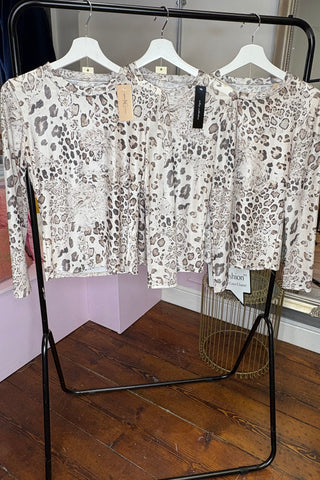 Long Sleeved Mesh Print Top / Brown