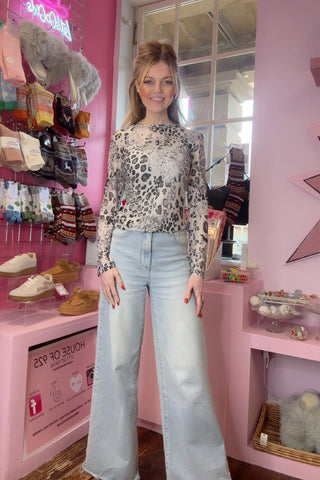 Long Sleeved Sheer Top > Black