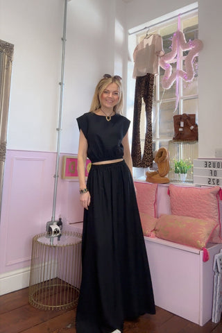 Top & Skirt Two Piece Set / Black