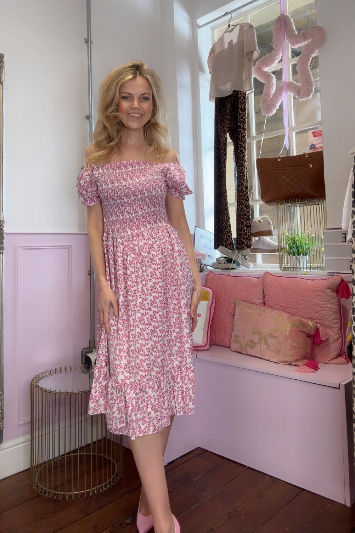 Ditzy Smock Dress / Pink