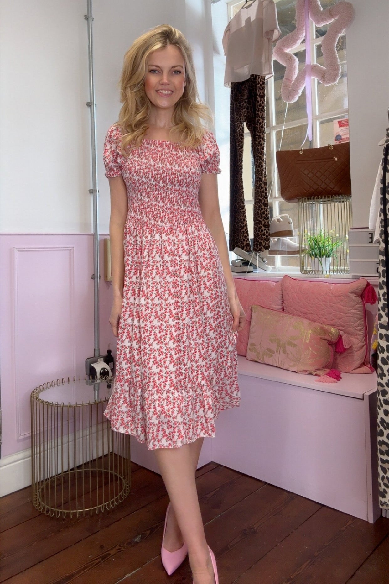 Ditzy Smock Dress / Red