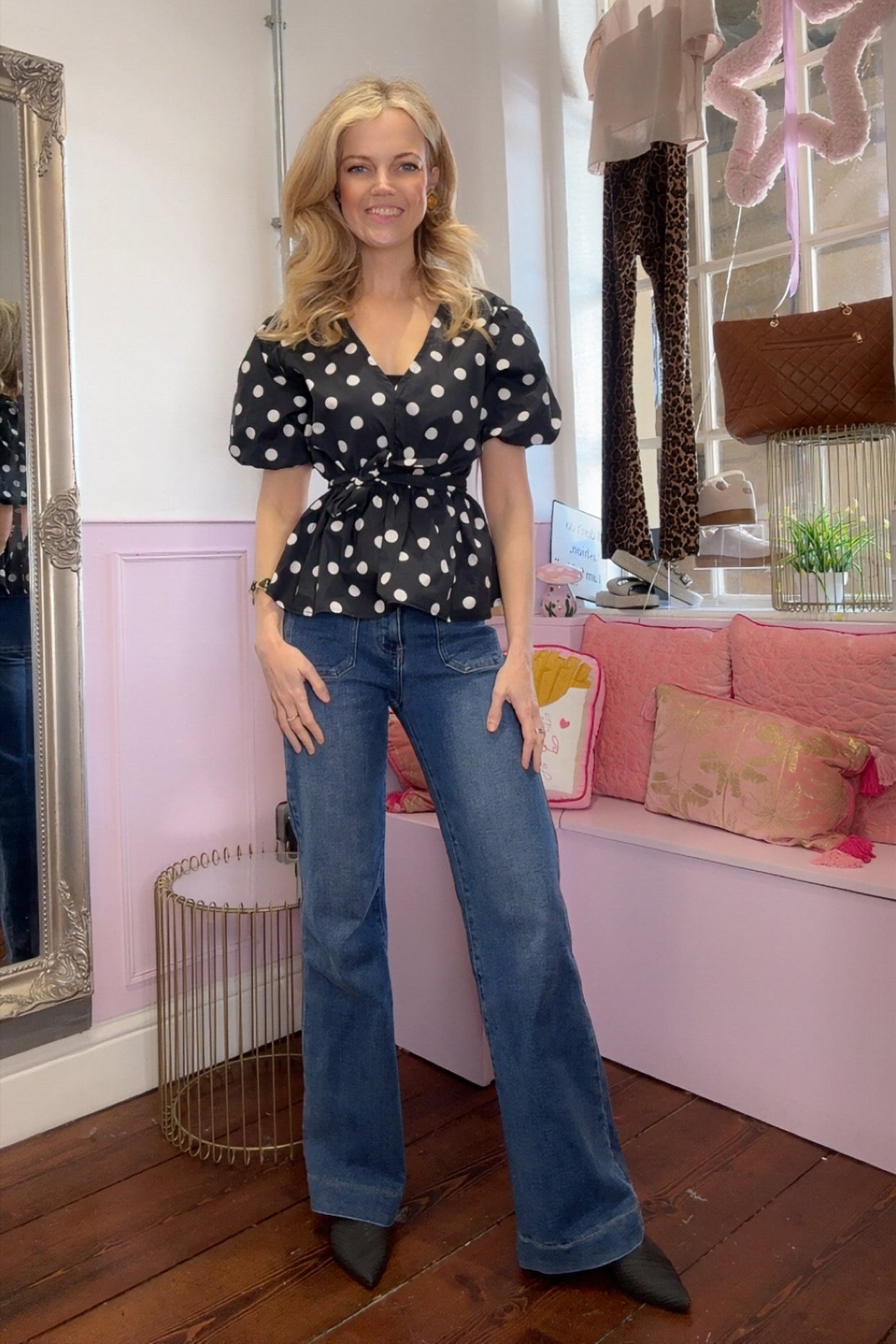 Polka Dot Puff Sleeve Top / Navy