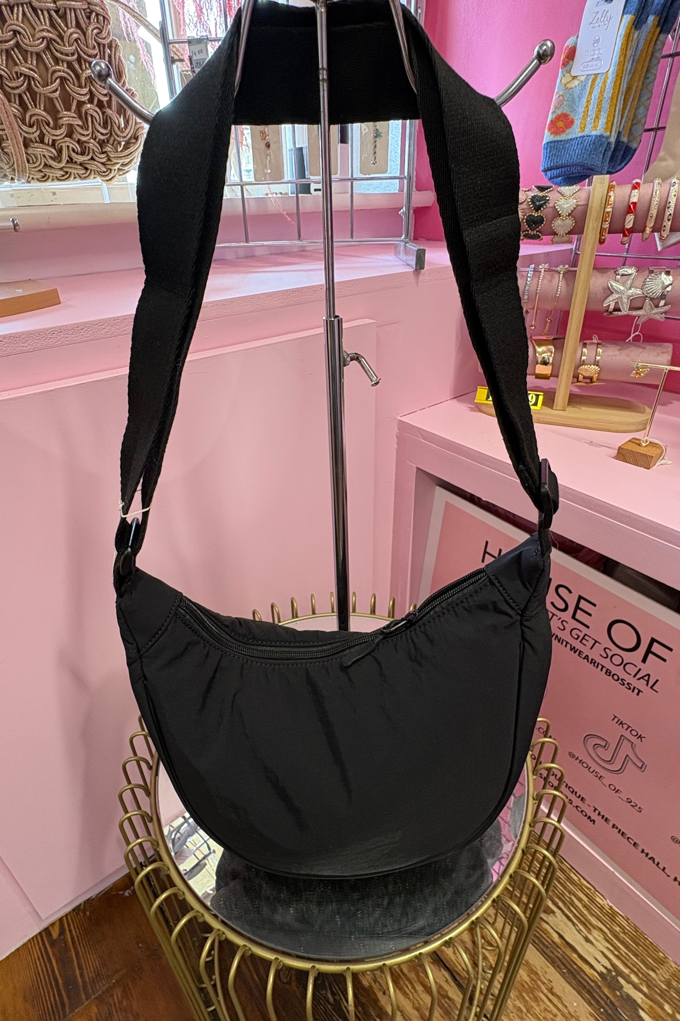 Sling Bag / Black